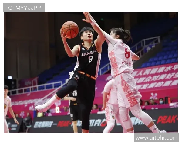 深圳足球队在亚运会积分榜上以71分稳居第一名引发热议 深圳足球队在亚运会积分榜上以71分稳居第一名引发热议